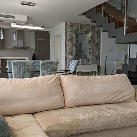 Paradise Beachfront Luxury Villa فيياخويوسا المظهر الخارجي الصورة